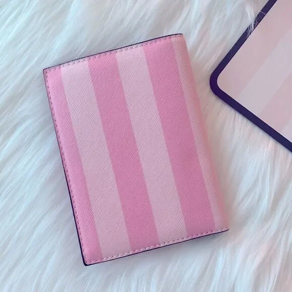 Victoria’s Secret Passport Holder & Luggage Tag - Picture 8 of 12